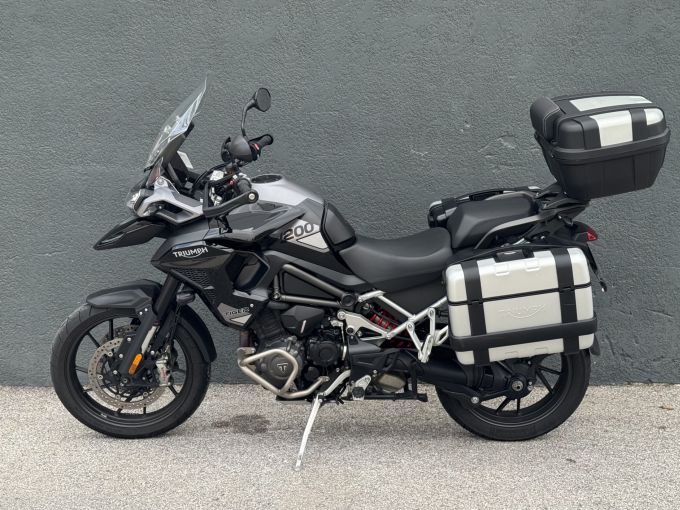 TRIUMPH TIGER 1200 GT PRO 4