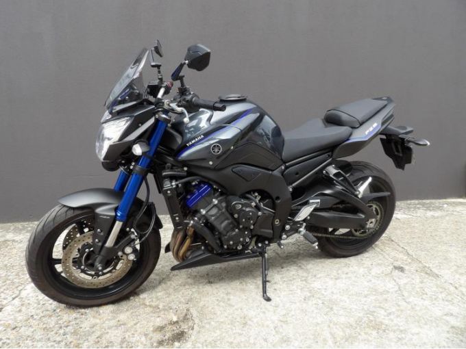 YAMAHA FZ8 N ABS 4
