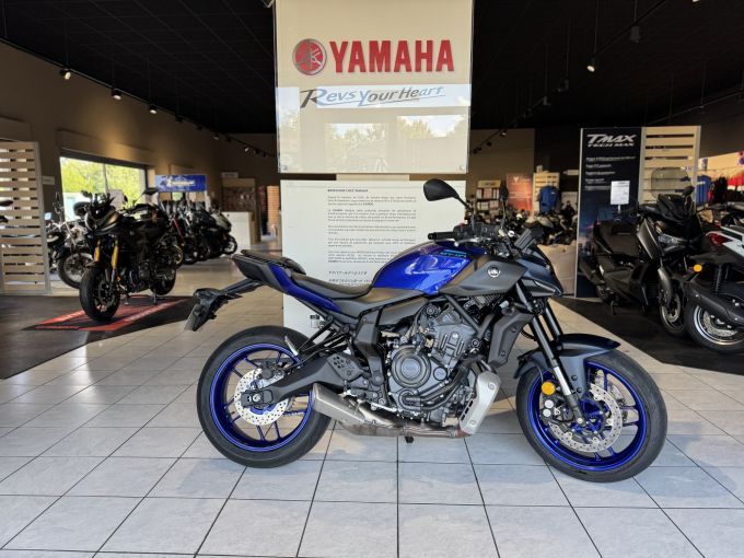 YAMAHA MT-07 (47.5CV) 4
