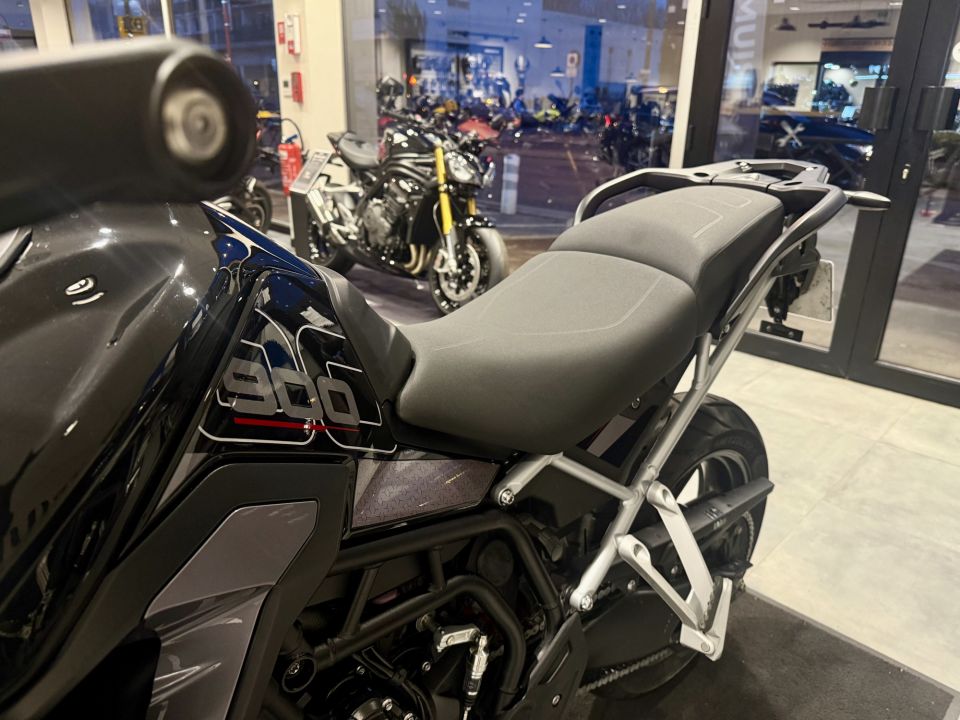 TRIUMPH Tiger 900 GT PRO 4