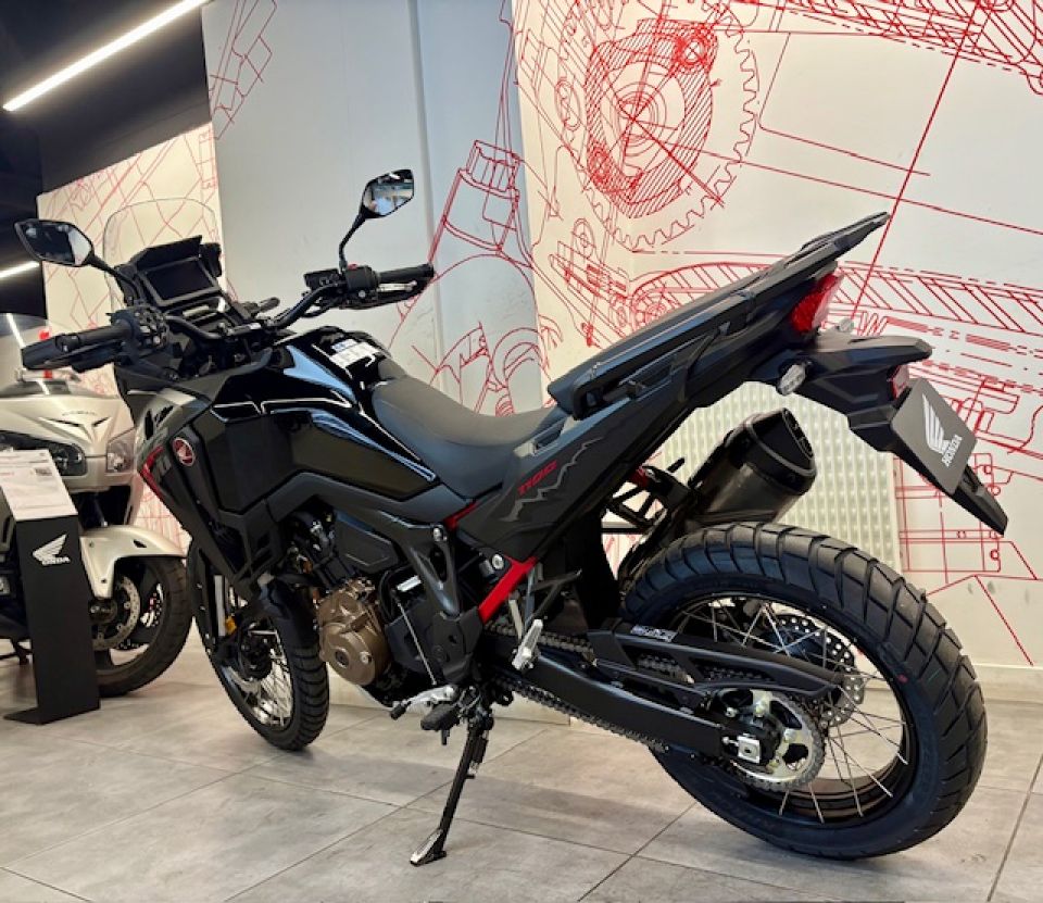 HONDA Africa Twin CRF1100L 4