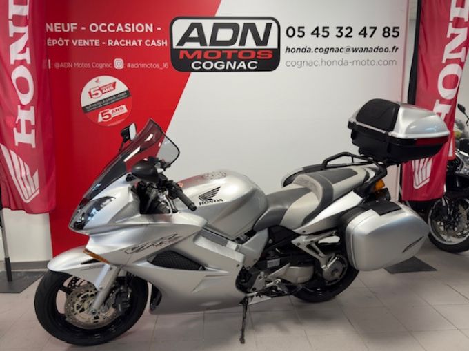 HONDA VFR 800 VTEC 4