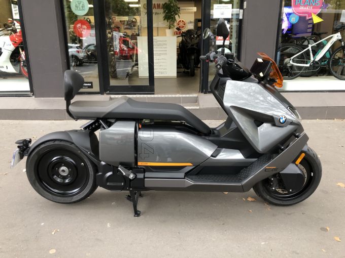 BMW CE 04 4