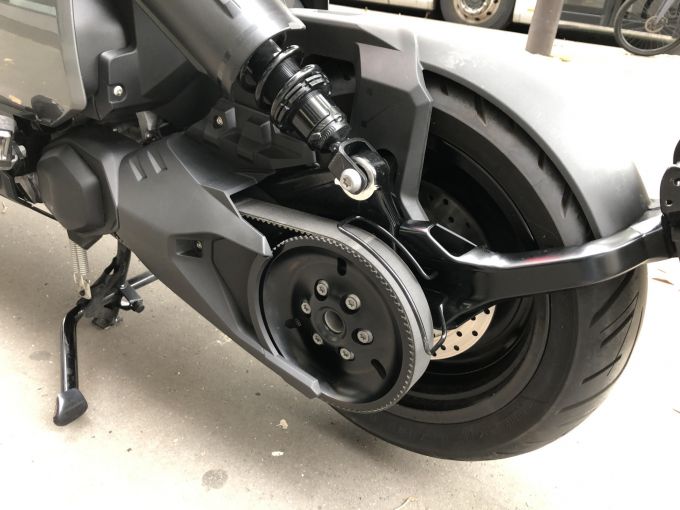 BMW CE 04 4