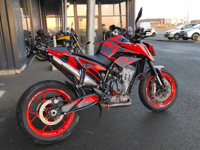 KTM 790 DUKE 4