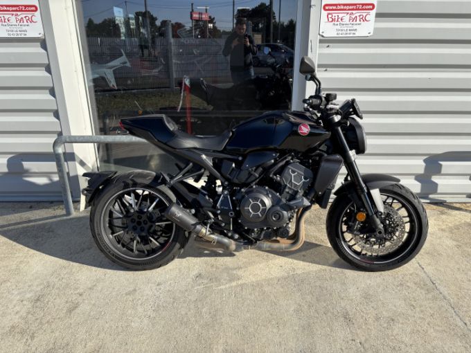 HONDA CB1000R Black Edition 4