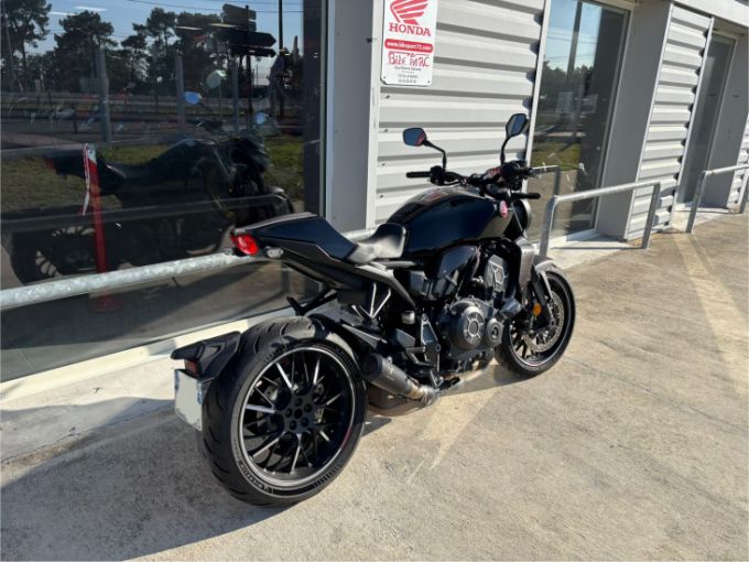 HONDA CB1000R Black Edition 4