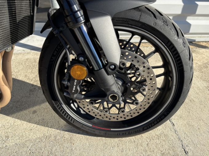 HONDA CB1000R Black Edition 4