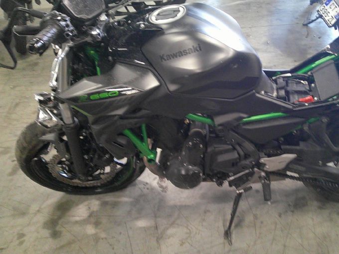 KAWASAKI Z 650 4