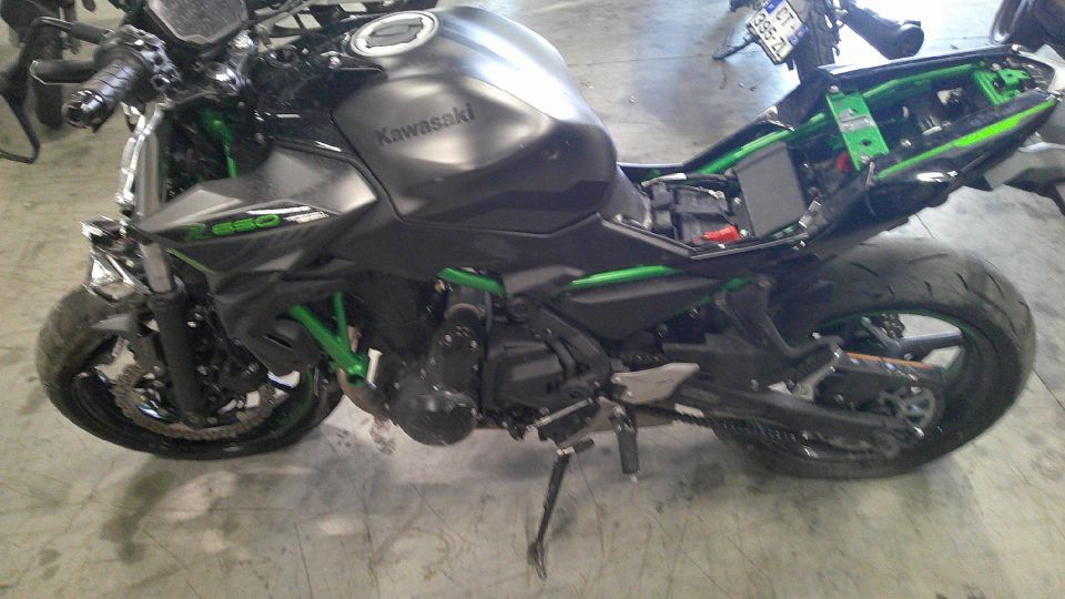 KAWASAKI Z 650 4