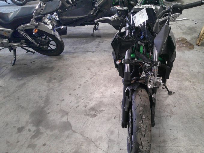 KAWASAKI Z 650 4