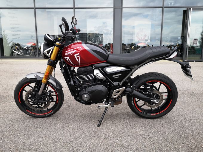 TRIUMPH SPEED 400 4