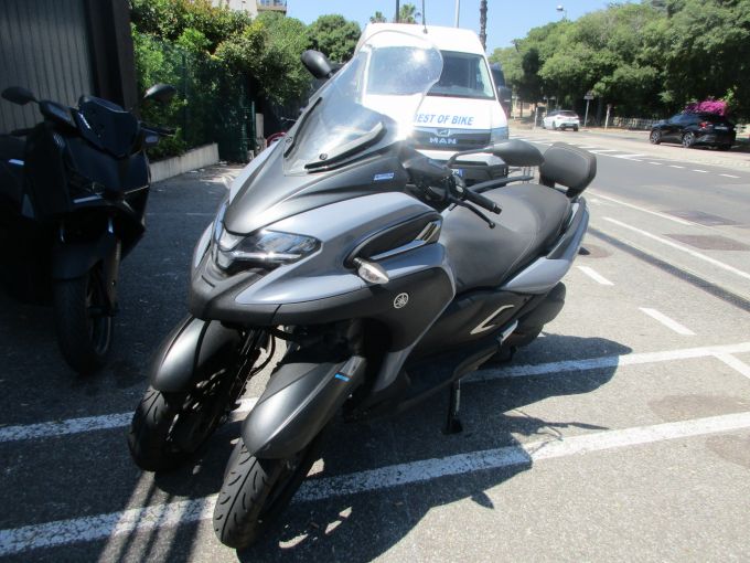 YAMAHA TRICITY 300 4