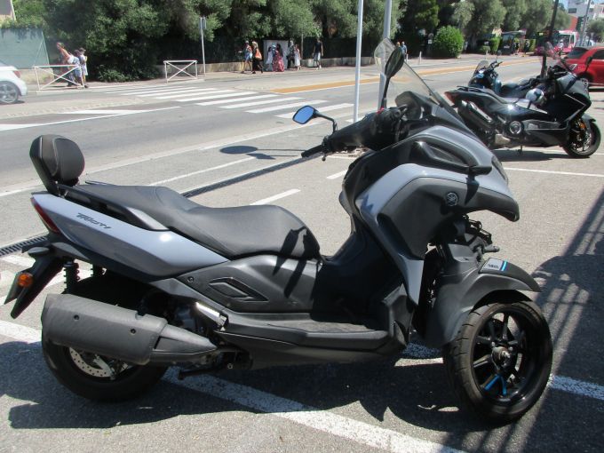 YAMAHA TRICITY 300 4
