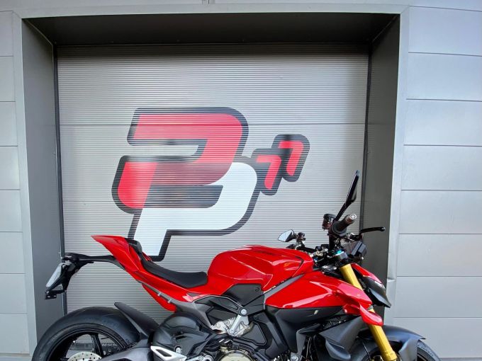 DUCATI STREETFIGHTER V4S 4