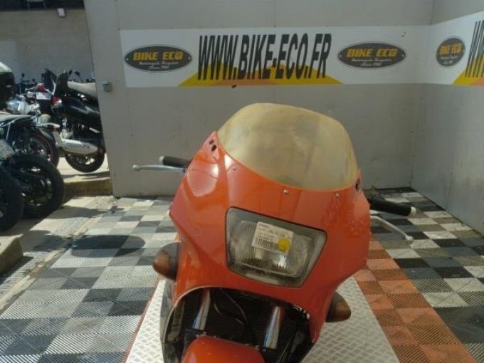 SUZUKI RGV 4