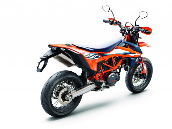KTM 690 SMC R 4