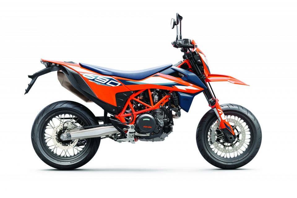 KTM 690 SMC R 4