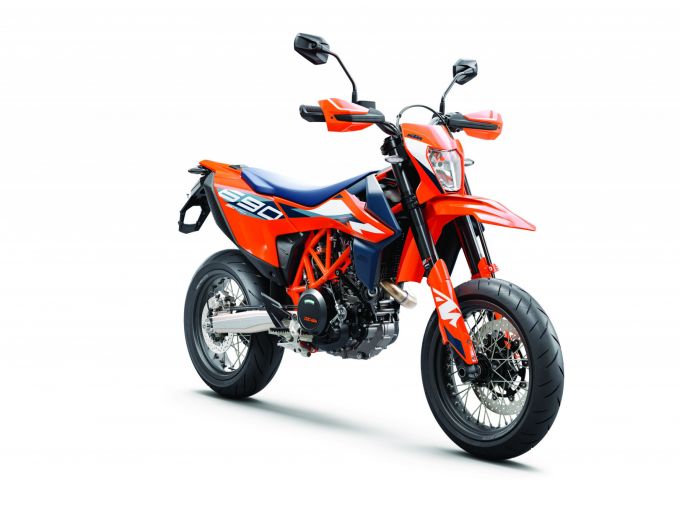 KTM 690 SMC R 4