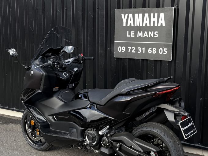 YAMAHA XP T-MAX 560 TECH MAX 4