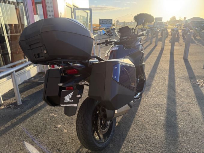 HONDA NT1100 4