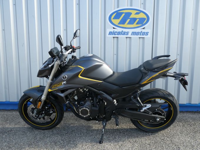 VOGE 525 R 4