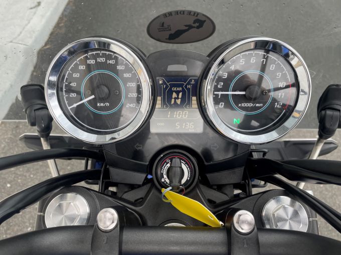 KAWASAKI Z 650 RS 4
