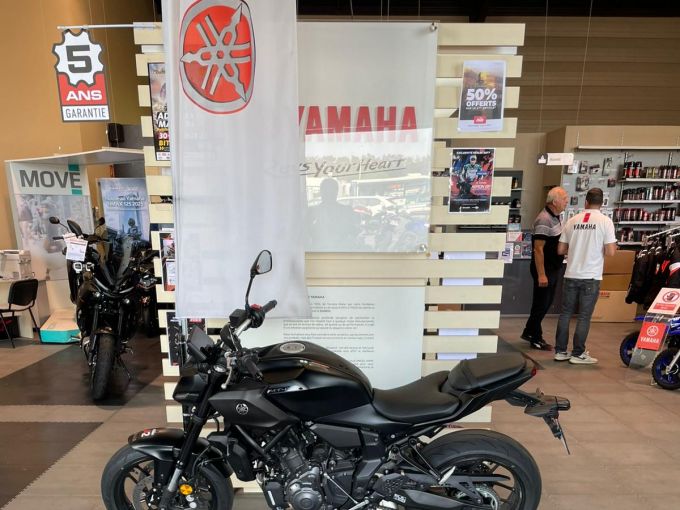 YAMAHA MT-07 35KW 4