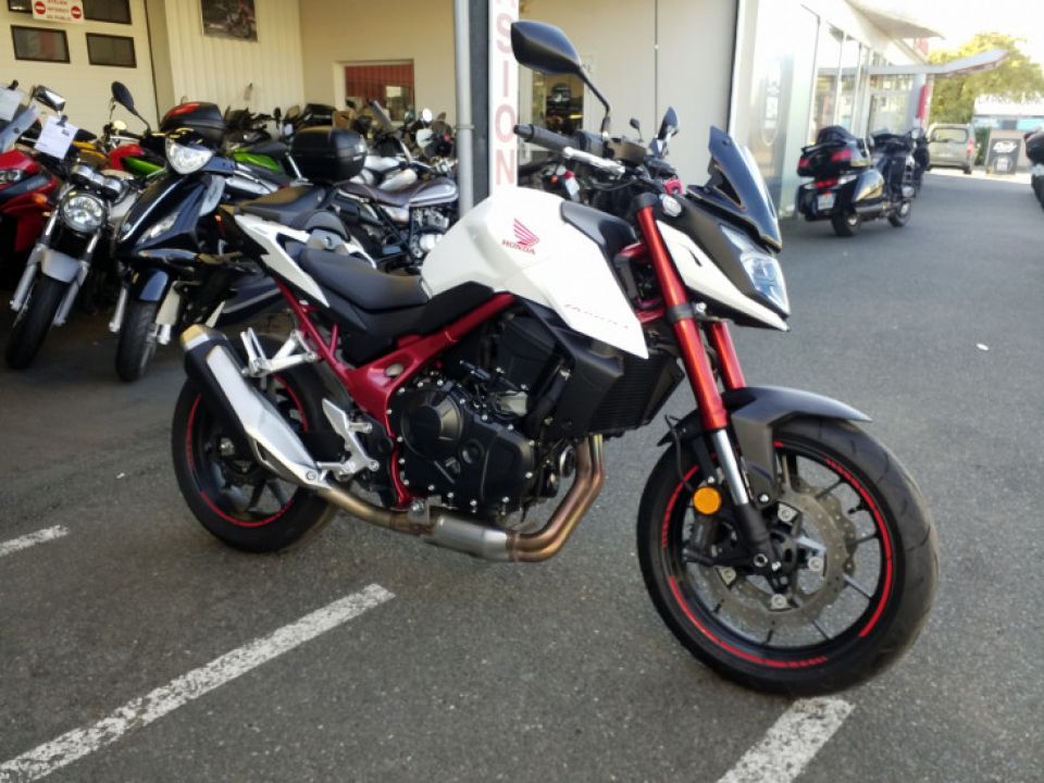 HONDA CB 750 HORNET 4