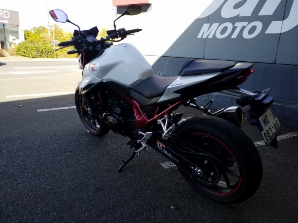 HONDA CB 750 HORNET 4