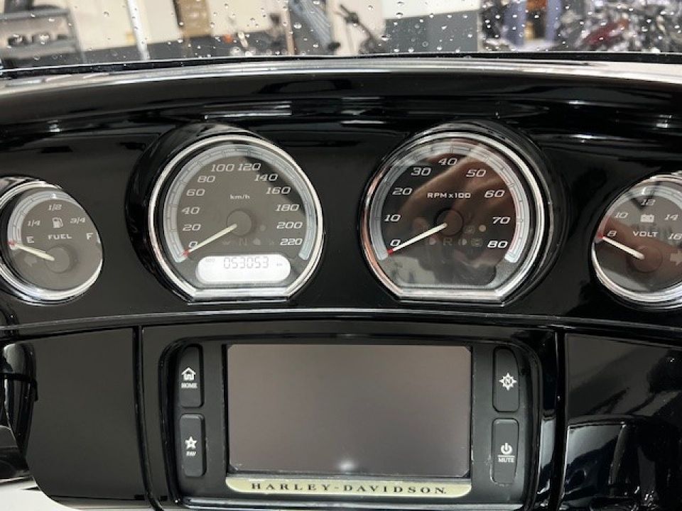 HARLEY-DAVIDSON TOURING ELECTRA GLIDE 1745 ULTRA LIMITED 4