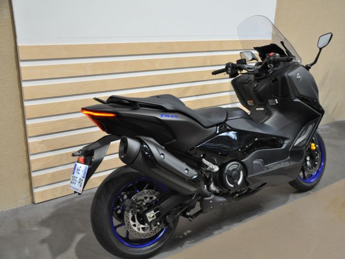 YAMAHA XP T-MAX 560 4
