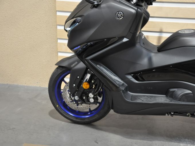 YAMAHA XP T-MAX 560 4