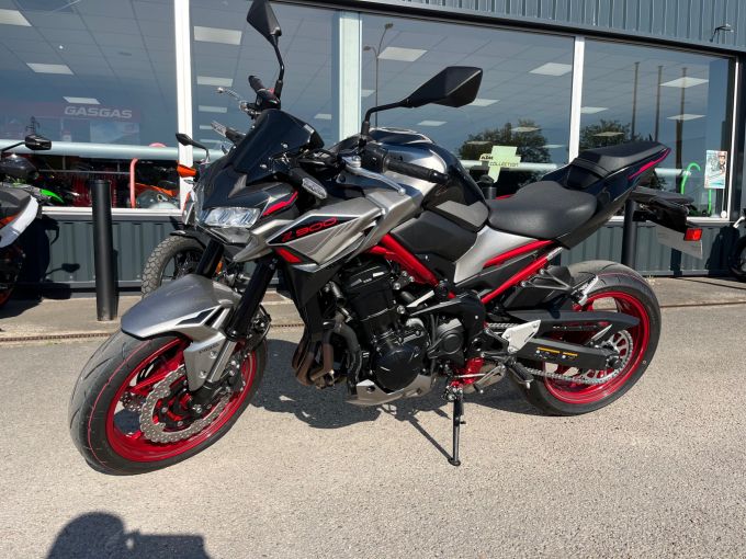 KAWASAKI Z 900 4