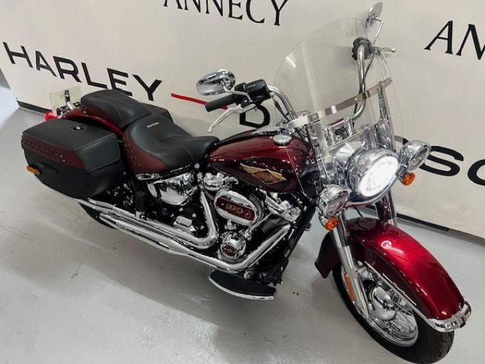 HARLEY-DAVIDSON SOFTAIL HERITAGE 1868 CLASSIC 4
