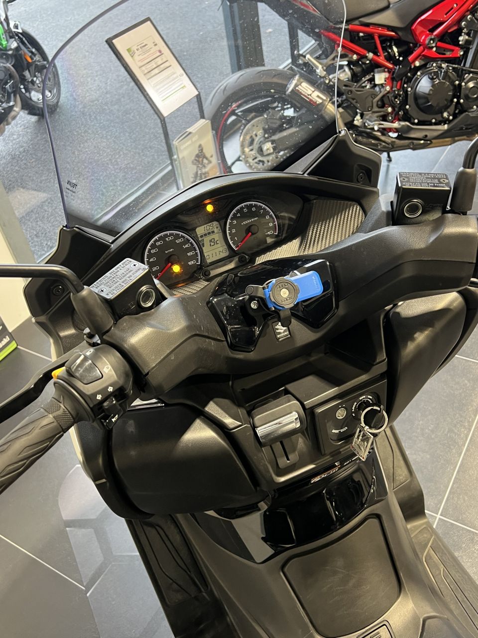 SUZUKI BURGMAN 400 4