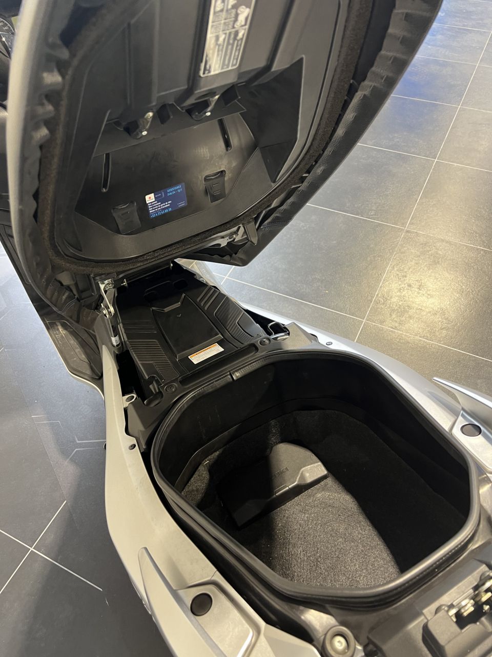 SUZUKI BURGMAN 400 4