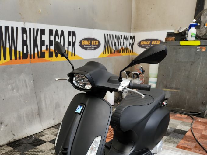 PIAGGIO VESPA 4