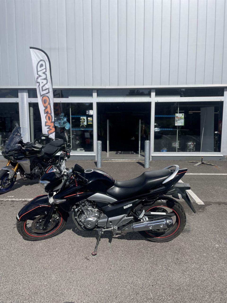 SUZUKI GW 250 INAZUMA 4