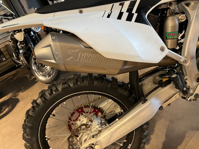 TRIUMPH TF 250-X 4