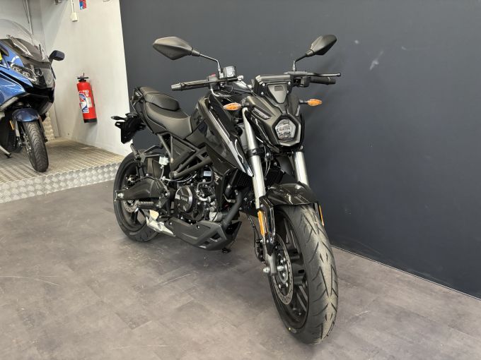 VOGE R 125 4