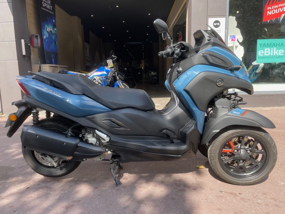 YAMAHA TRICITY 300 4