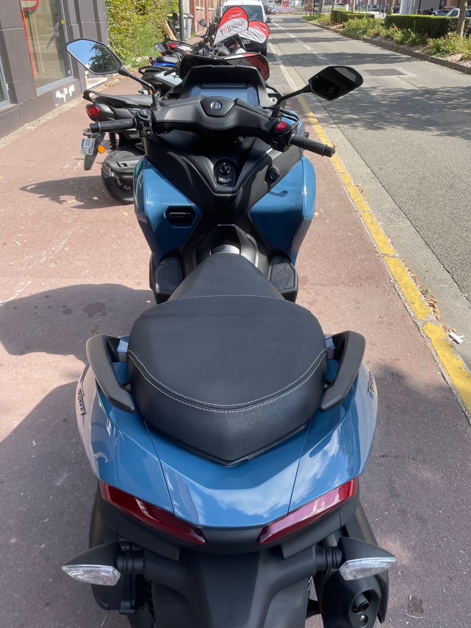 YAMAHA TRICITY 300 4