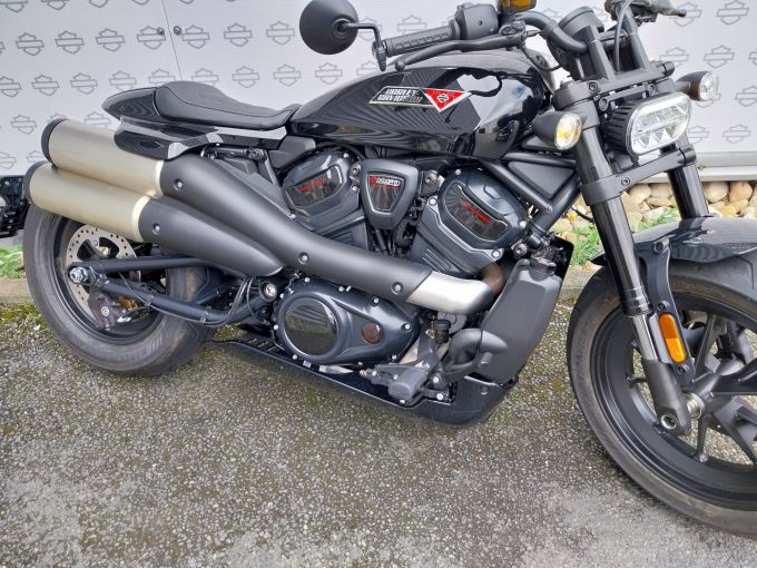 HARLEY-DAVIDSON SPORTSTER 1250 S 4