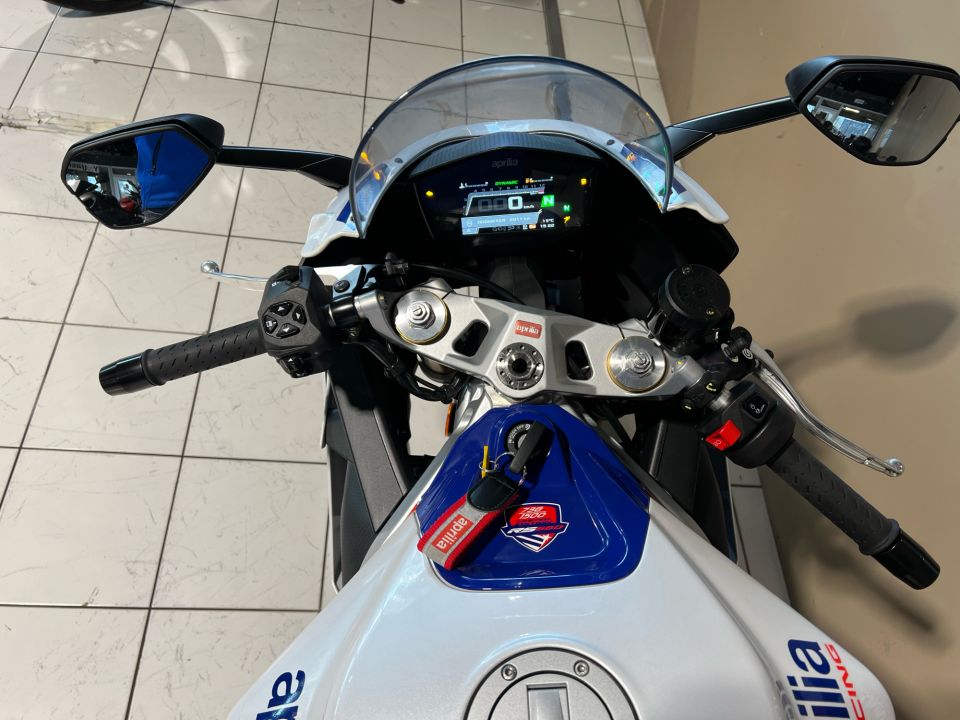 APRILIA RS 660 ABS 4