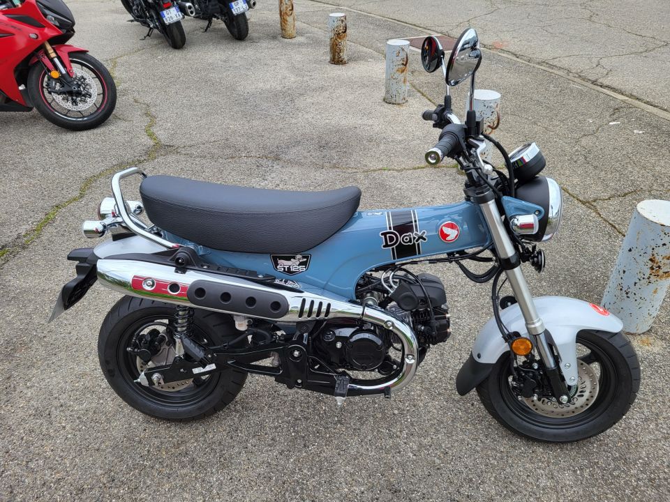 HONDA DAX ST 4