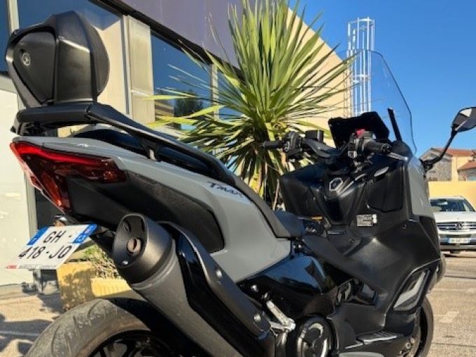YAMAHA XP T-MAX 560 TECH MAX 4