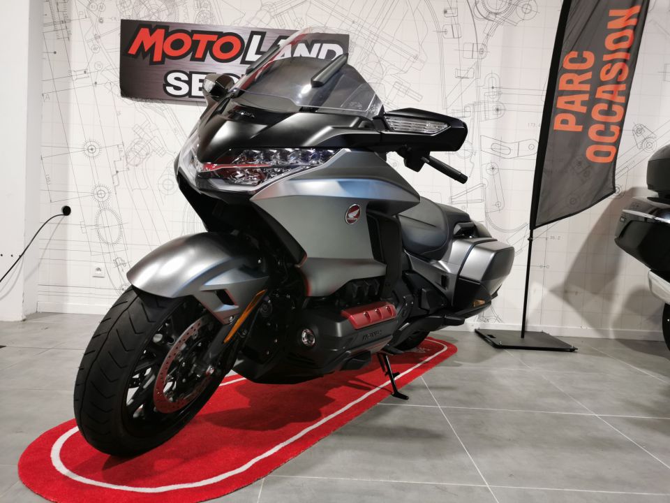 HONDA GL 1800 GOLDWING DCT 4