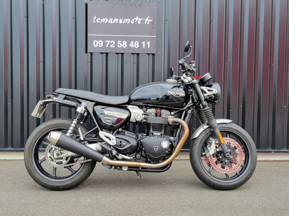 TRIUMPH SPEED TWIN 1200 4