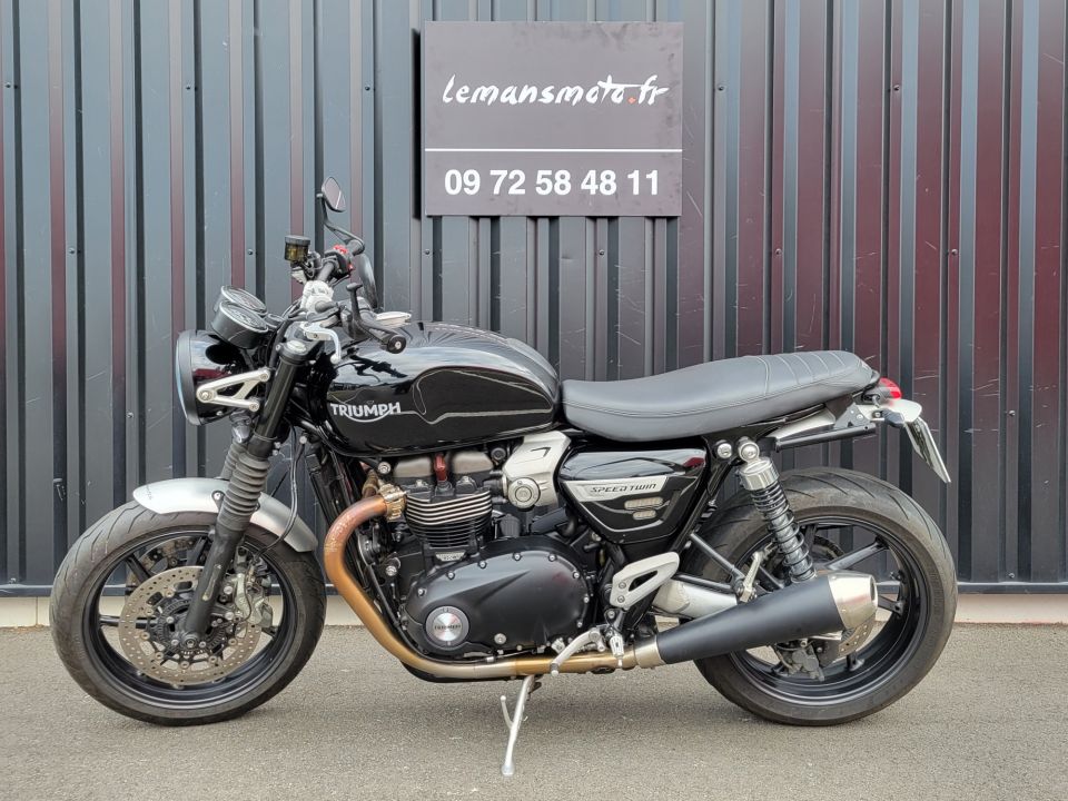 TRIUMPH SPEED TWIN 1200 4